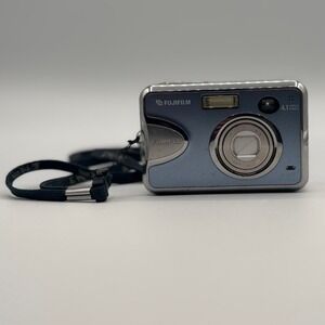 Fujifilm FinePix A360 Digital Camera 4.1MP Blue Silver Vintage Y2K Digicam